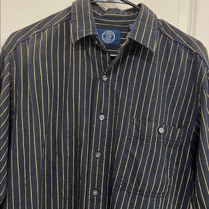 Vintage GAP Button Down Shirt | Unisex Women’s Oversized | Cotton